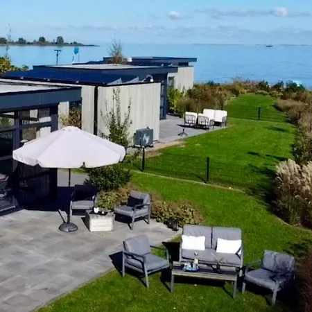 Enkhuizer Wolkesieben Dritte Reihe Mit Zaun Hausnr 202 Hébergement de vacances *