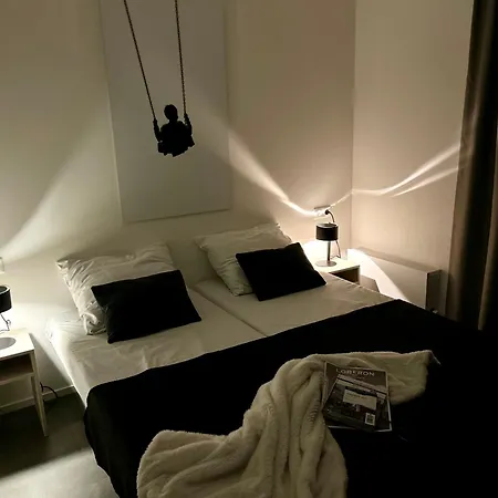 Enkhuizer Wolkesieben Dritte Reihe Mit Zaun Hausnr 202 * Enkhuizen