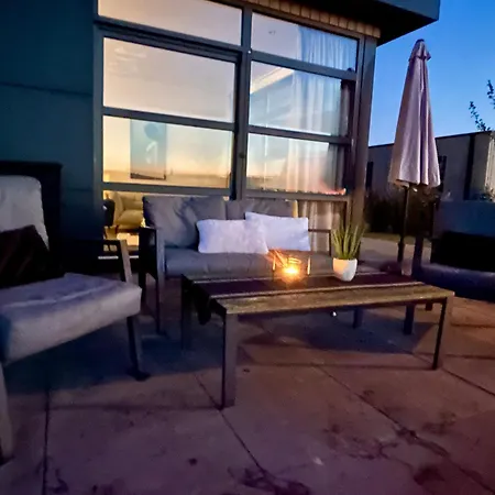 Enkhuizer Wolkesieben Dritte Reihe Mit Zaun Hausnr 202 Ferienhaus *